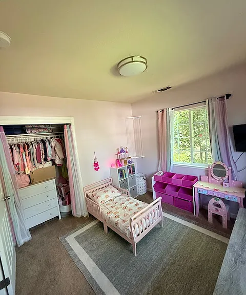 417 Pleasant St — Photo 20