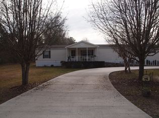 250 N Main St, Greeleyville, SC 29056