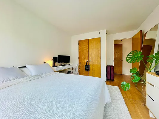 Rented by Metropolitan Property Group | media 29