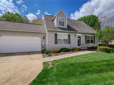 1976 Village Pkwy, Tallmadge, OH, 44278