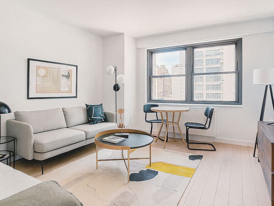 2nd image of 222 E 39th St APT 6E