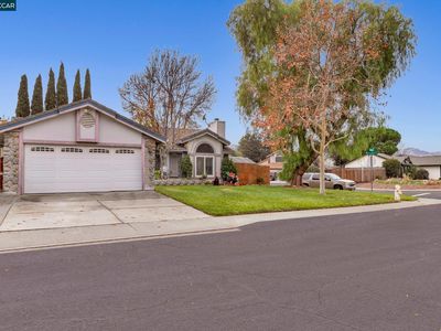 630 Silvertop Way, Vacaville, CA, 95687