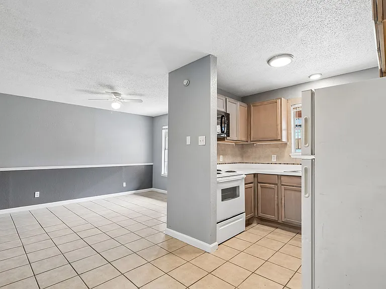 Sunrise Villas — Photo 46