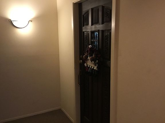 5th image of 1601 N 76th Ct