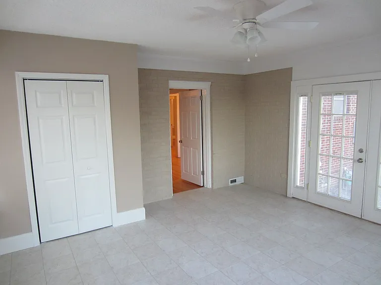 728 Lafayette Ave — Photo 13