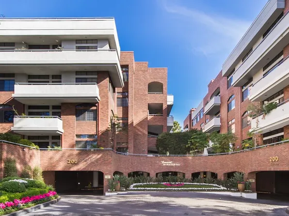 200 N Swall Dr #Penthouse 53, Beverly Hills, CA 90211