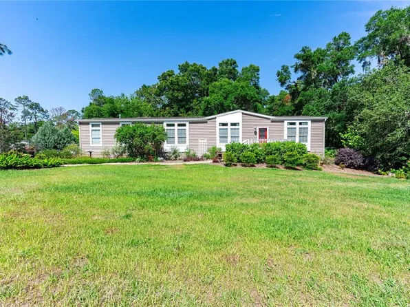 13721 Riada Way, Dade City, FL 33525