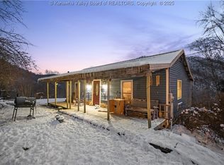 606 Graley Rd, Racine, WV 25165