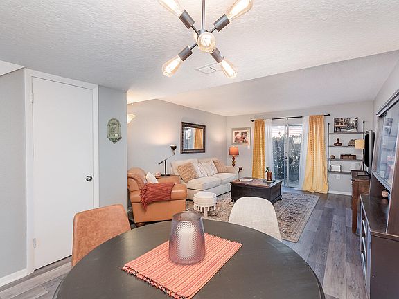 5th image of 2495 Country Club Dr #110