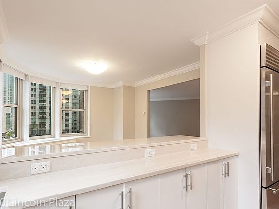 3rd image of 30 W 63rd St APT 8H
