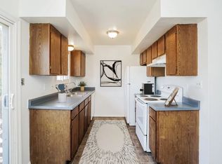 1410 E 21st St APT 3, Pueblo, CO 81001
