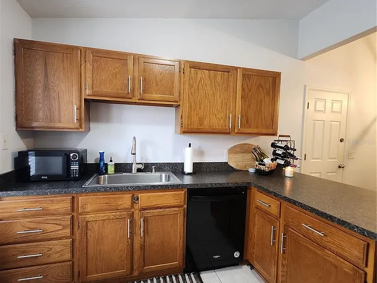 4801 NW 2nd Pl #K — Photo 11