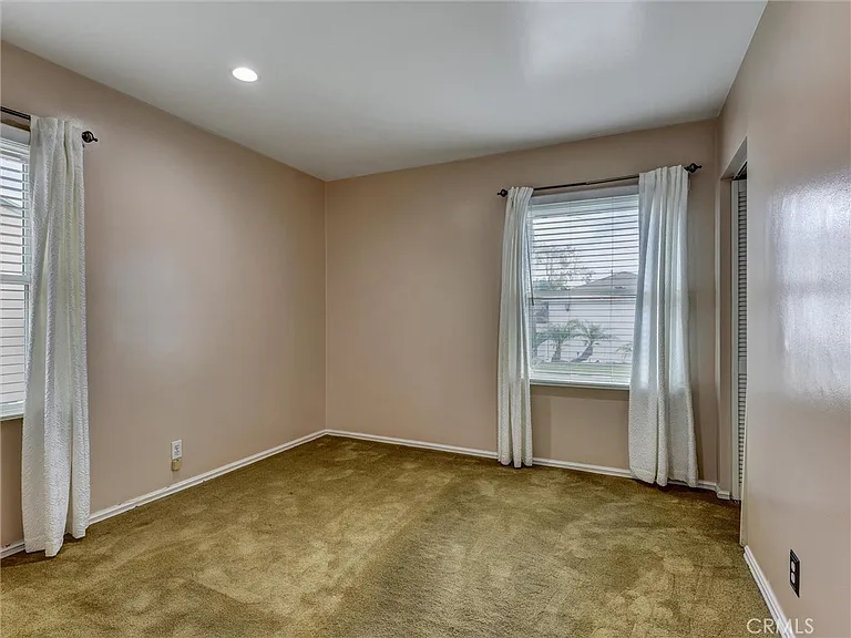 4350 Carfax Ave — Photo 24