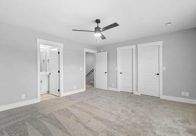 302 Jonathan Wade Cir — Photo 10