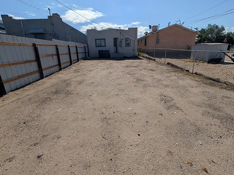 1219 Edith Blvd SE — Photo 18