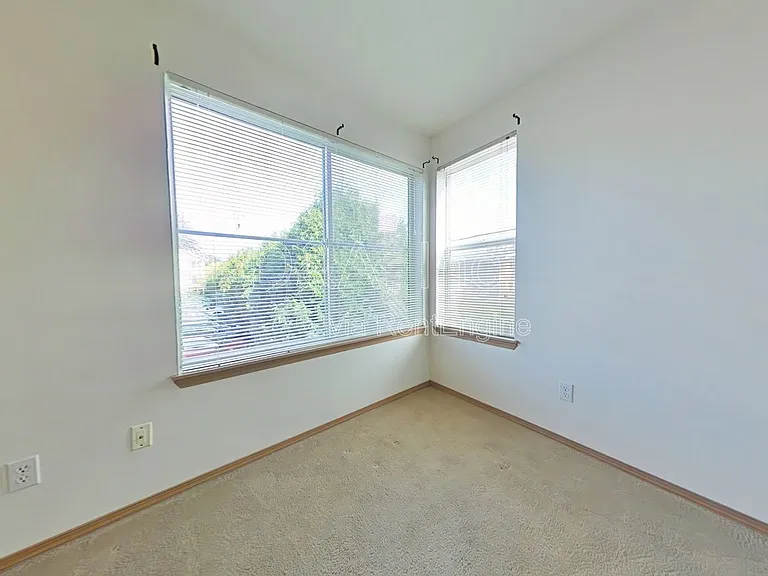 2960 NW Tyler Ave #201 — Photo 6
