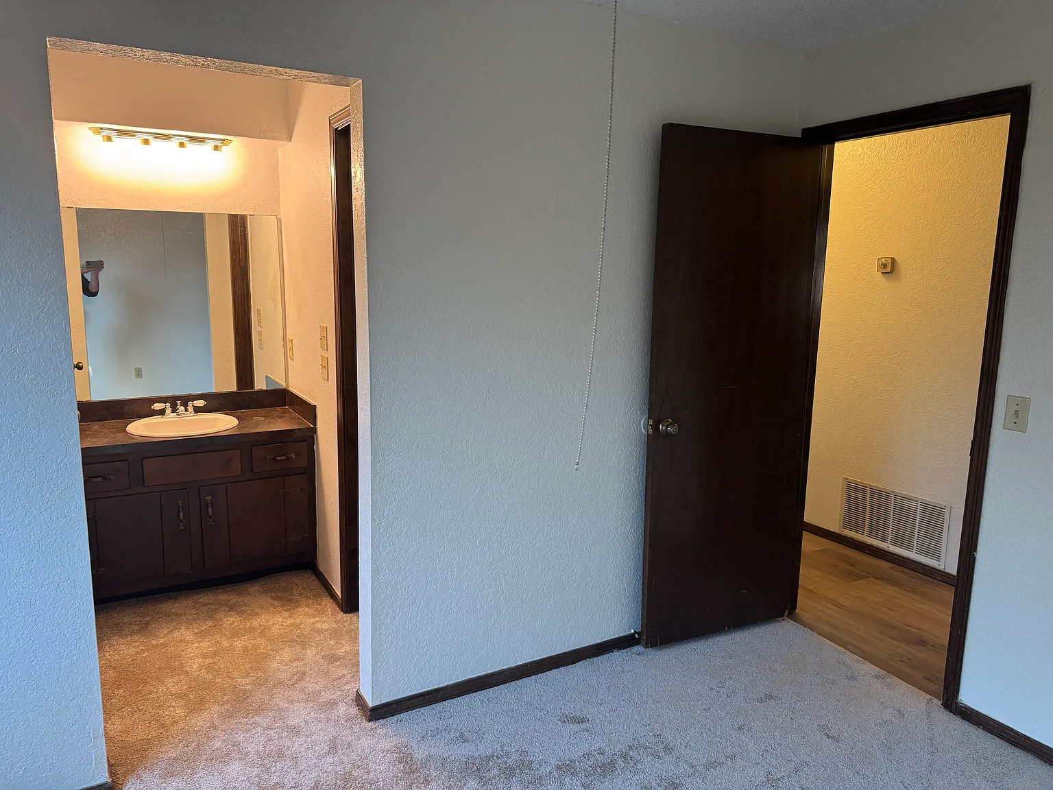 3 bed, 1147 sqft, $1,200 — Photo 4
