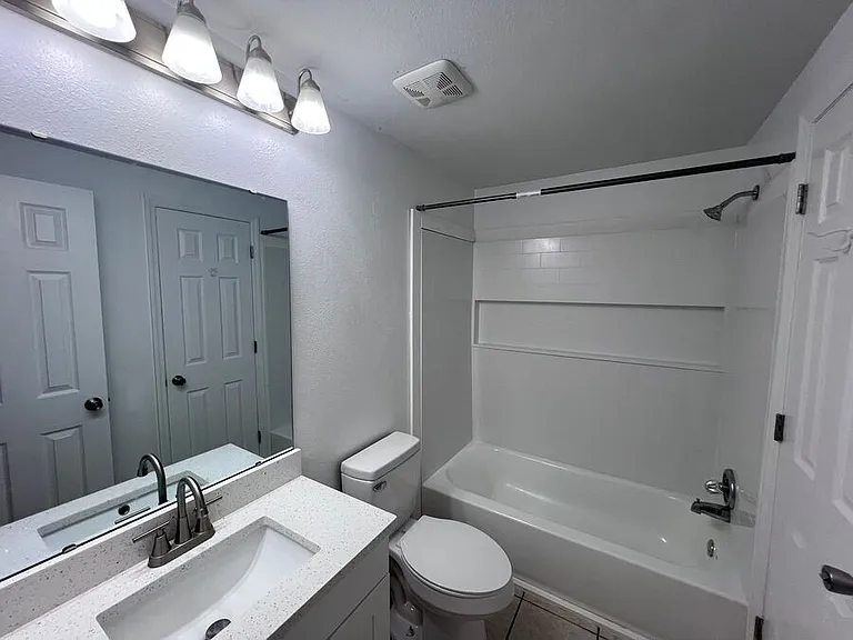 1902 Garden Lake Dr — Photo 14