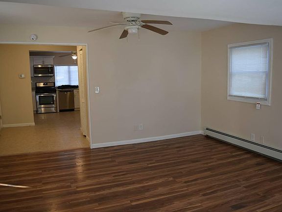 Spacious Family Room