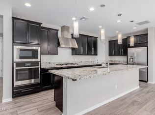 1694 S Follett Way, Gilbert, AZ 85295