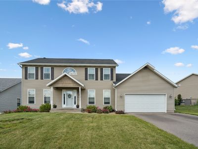 7705 Westbury Dr NE, Cedar Rapids, IA, 52402