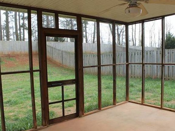 Screened in Porch