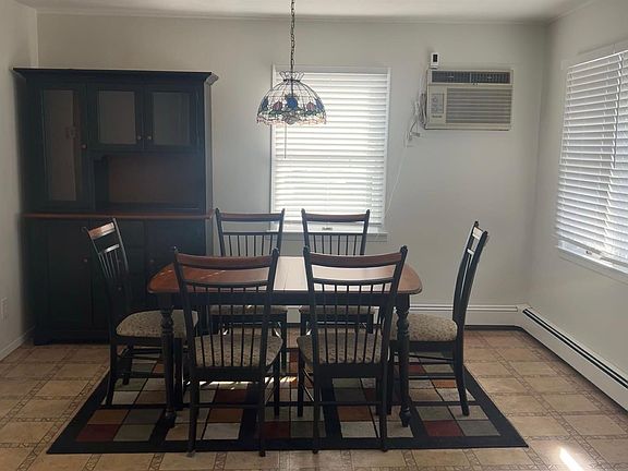 4th image of 54 17th Street