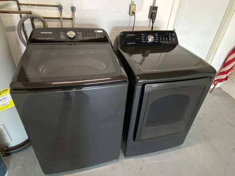 Washer & Dryer