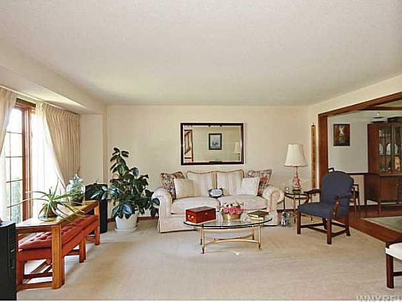 4th image of 47 Britannia Dr