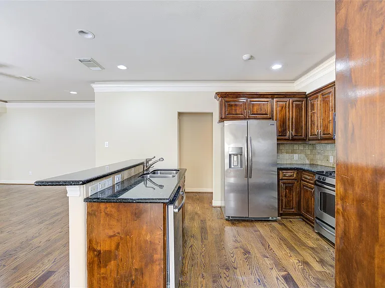 5813 Washington Ave #B — Photo 13