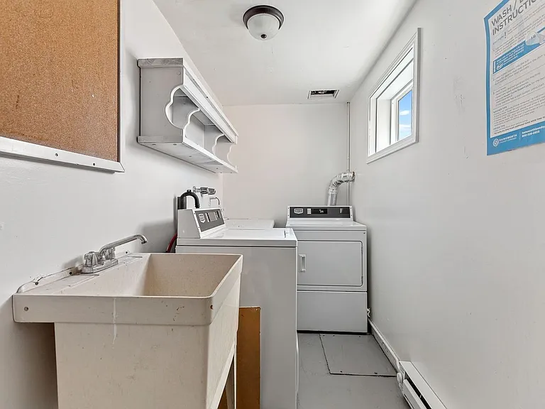 1907 W Broadway Ave — Photo 10
