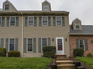 417 Deerfield Dr, Mount Joy, PA 17552