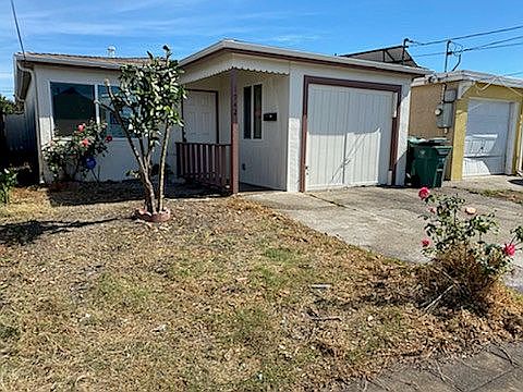 2nd image of 1942 18th St