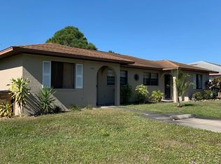 942 SE 24th Ave, Cape Coral, FL 33990