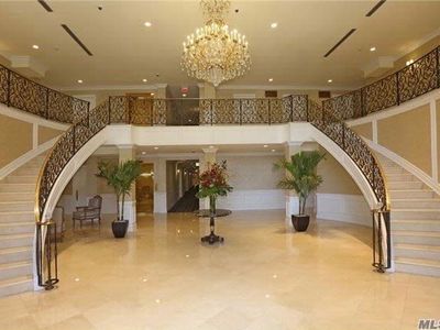 260 Central Ave APT 103, Lawrence, NY, 11559