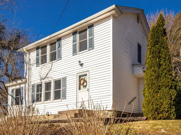 15 Carter Rd, Worcester, MA 01609