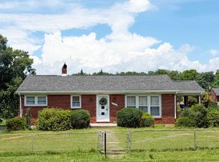 3707 Colonial Ave, Roanoke, VA 24018