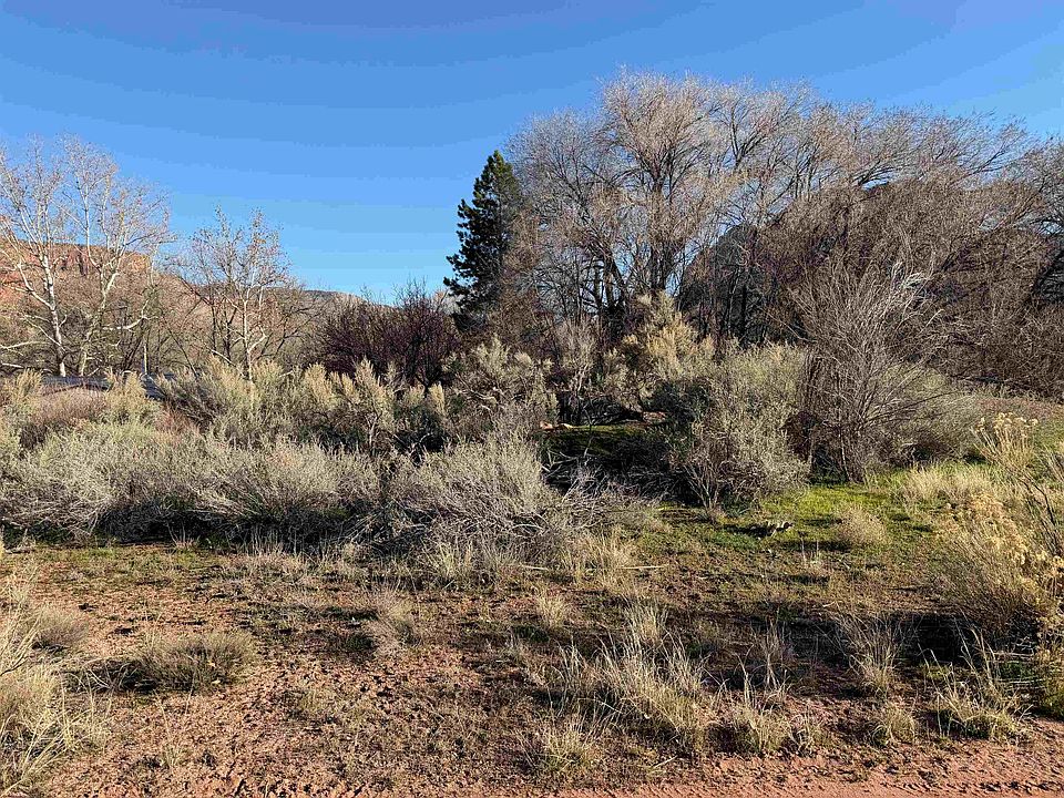 2nd image of 2395 Highway 141