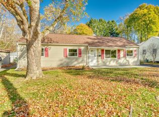 29 Seneca St, Webster, NY 14580