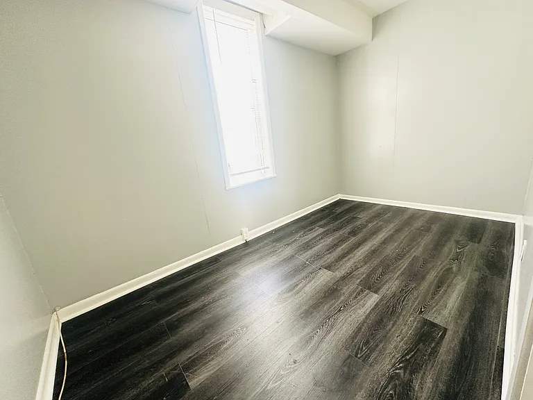 1008 Adams St SE #1 — Photo 10