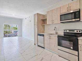 420 SW 7th Ave #8, Miami, FL 33130