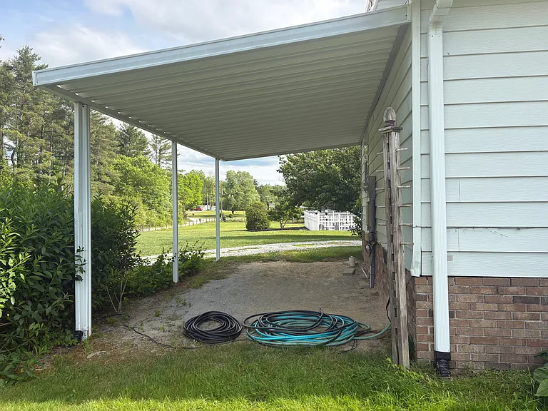 Pleasant Meadow Ln — Photo 4