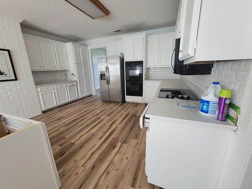 1st image of 6608 Hillbrook Ave