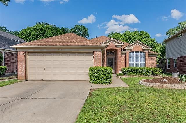 1st image of 2508 Creekhaven Dr
