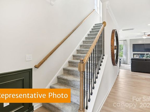 2nd image of 1735 Troon Dr