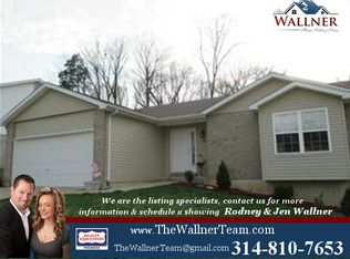 2361 Arkansas Dr, High Ridge, MO 63049