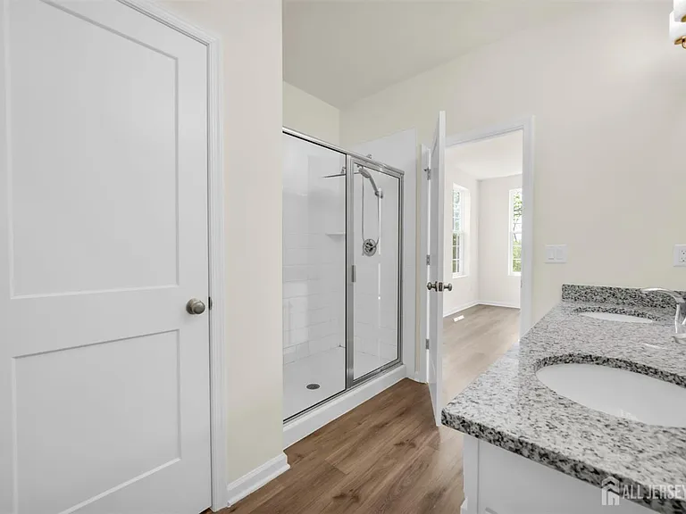 228 Park Ln — Photo 23