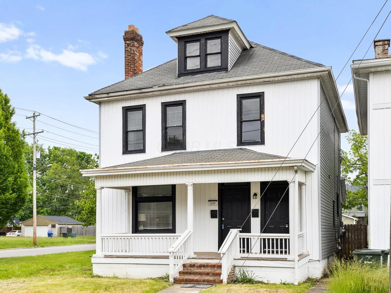 429 S Champion Ave photo 1