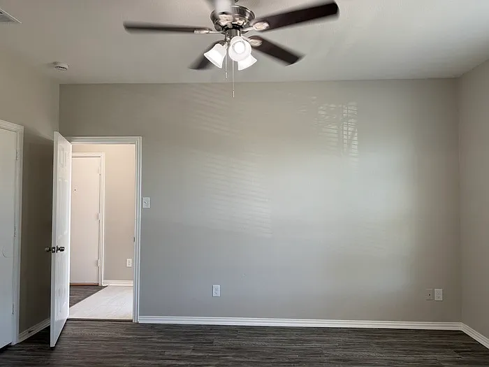 4815 Mexico Ct — Photo 7