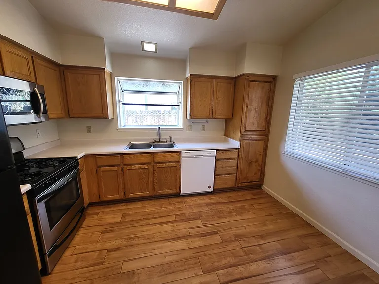 630 Boulder Cir — Photo 4